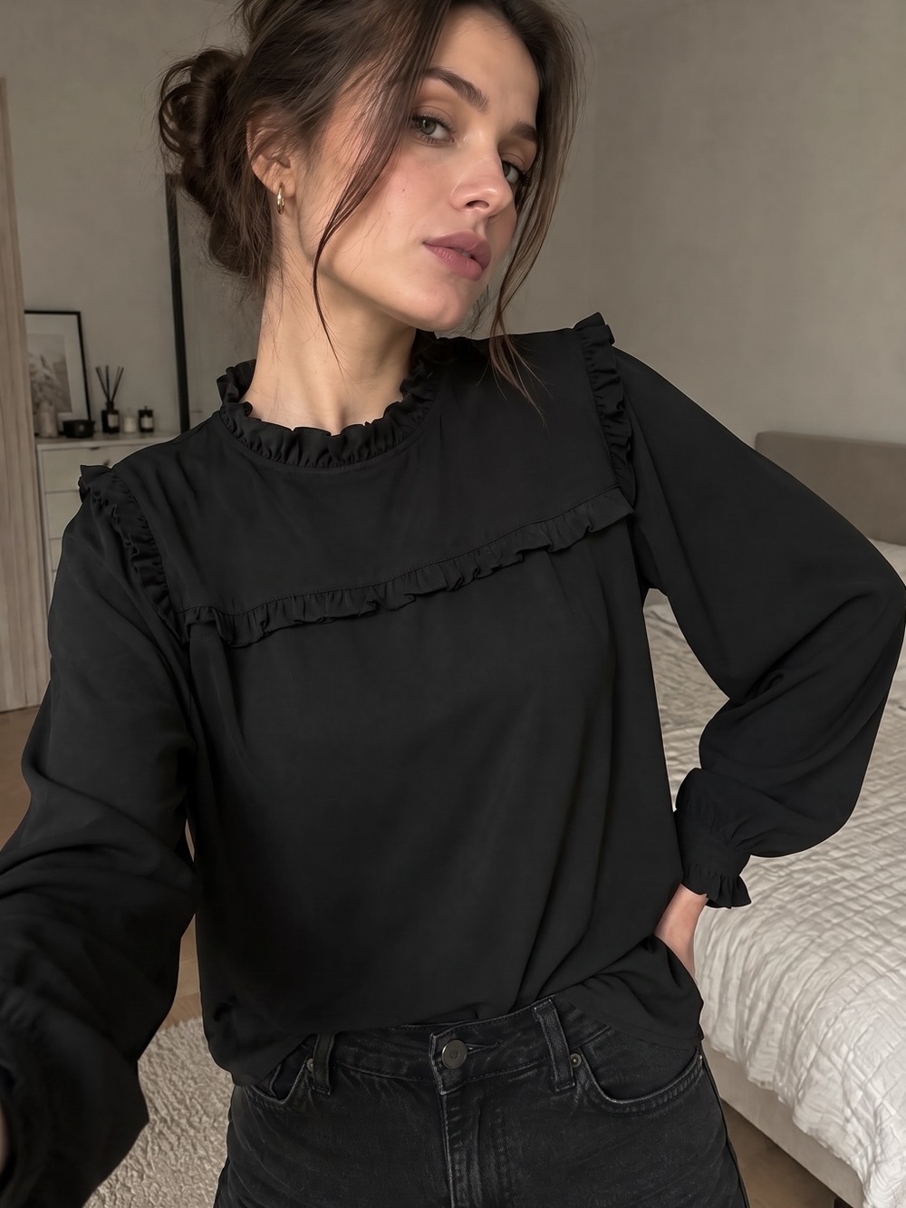 Karl Lagerfeld Black Ruffle-Yoke Long Sleeve Blouse Top size XL long sleeves